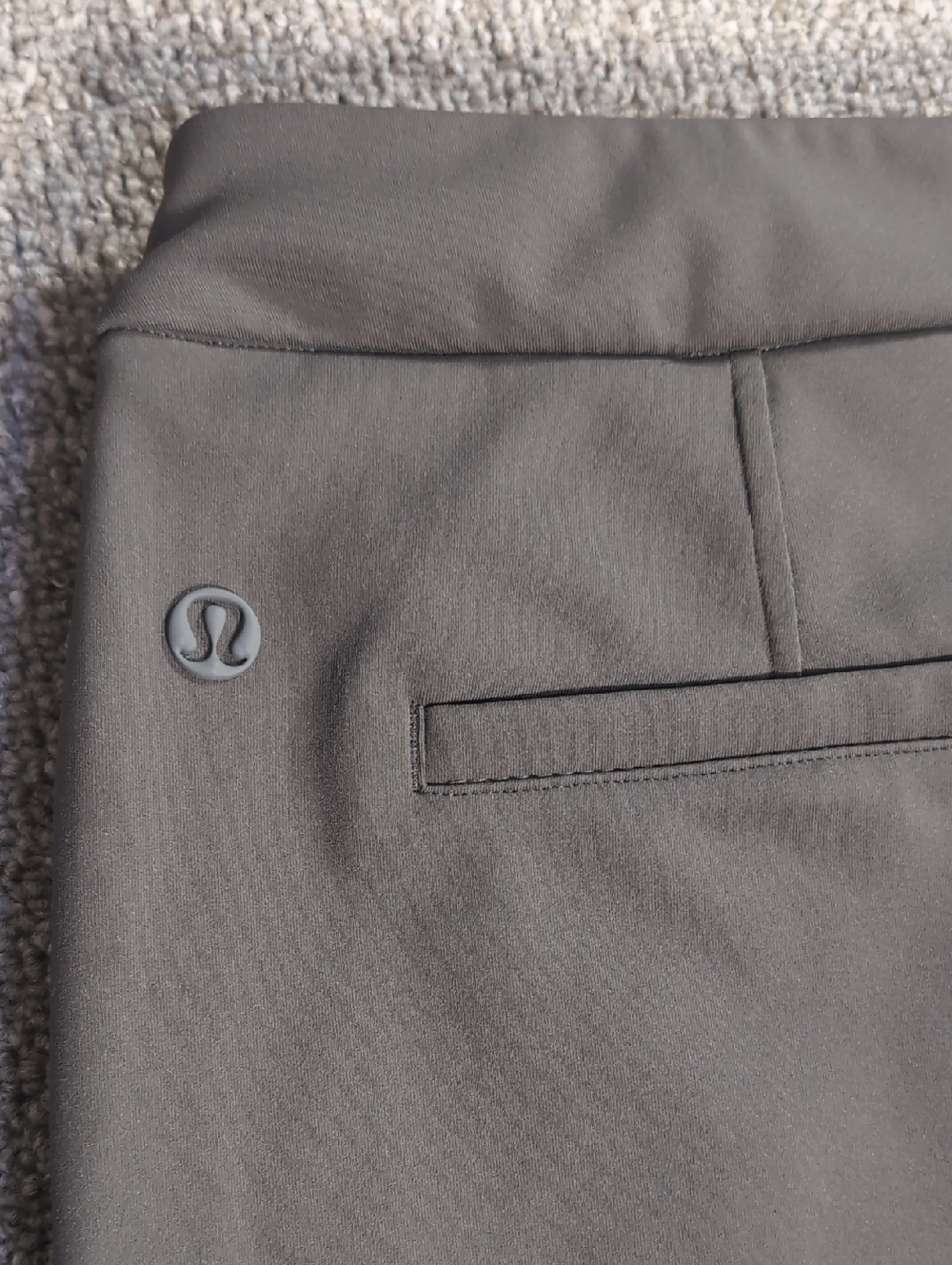 Lululemon Straight-Leg Mid-Rise Pant Luxtreme Graphite Grey Size Small x 31" - Picture 9 of 13